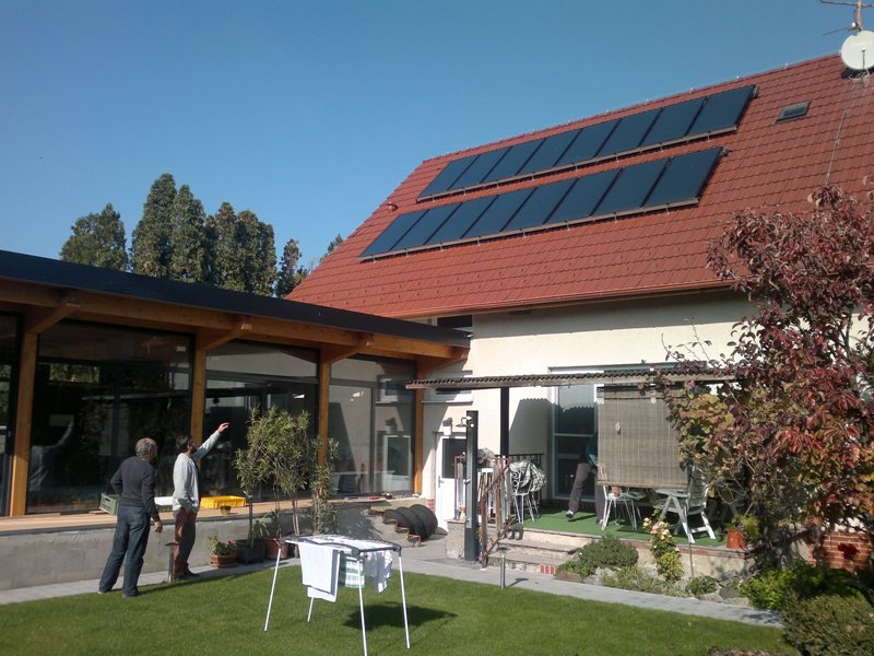 Solárne panely šikmá strecha DoMaR Solar s.r.o